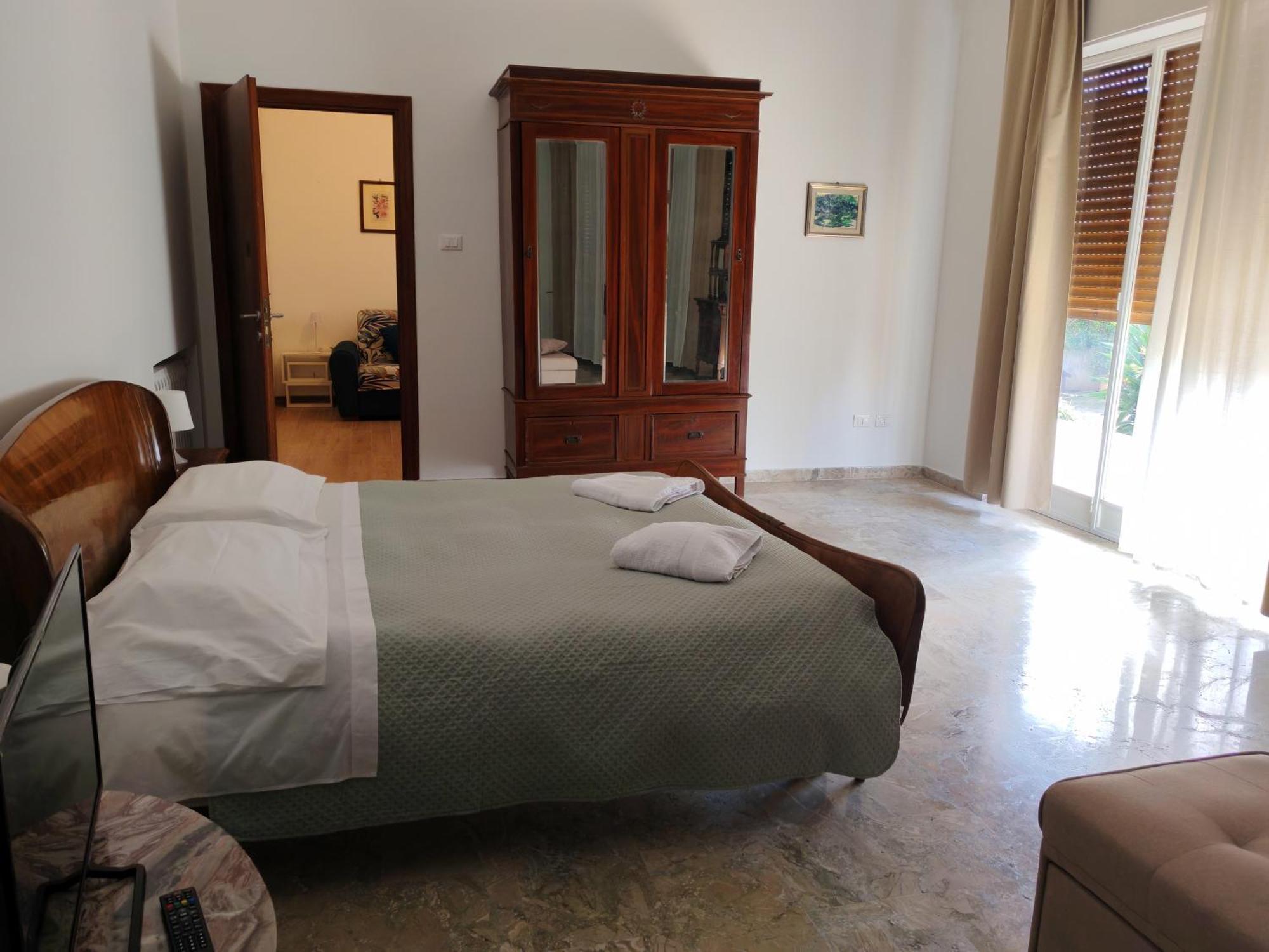 Giardino Delle Arance Luxury Rooms Palermo Ruang foto